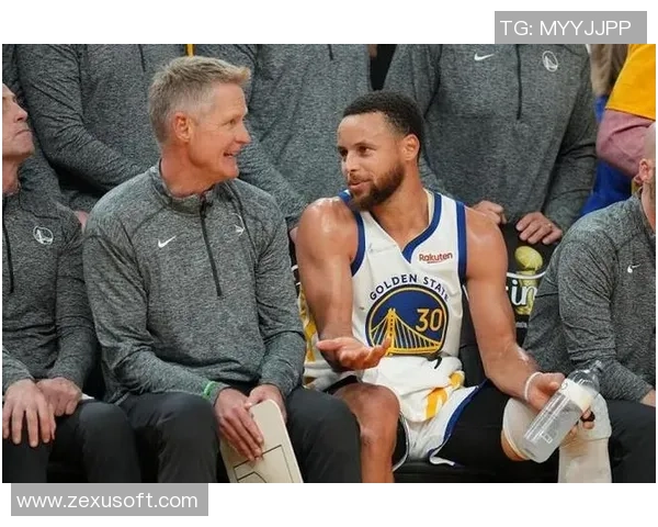 库里身高与足球明星的对比探讨运动员身材对竞技表现的影响