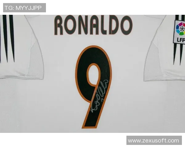 足球明星签名照购买攻略让你的收藏更具价值与魅力